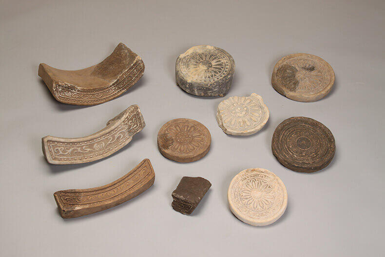 軒丸瓦・軒平瓦の画像